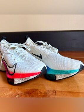 Nike Air Zoom Tempo Next%